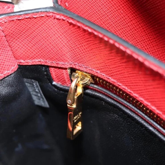 PRADA Shoulder Bag Safiano leather Red Gold Auth - Picture 13 of 16